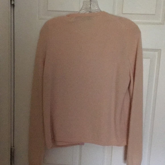 Valerie Stevens cashmere sweater and vest size medium in peach color. - Picture 8 of 12